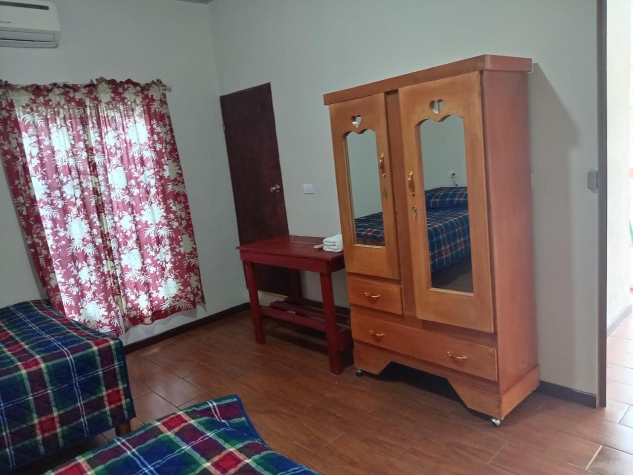 Ibania Hostal Tamanique Dış mekan fotoğraf